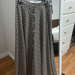 Max Studio Black and White A-Line Maxi Skirt